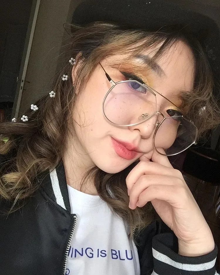 A fashion and beauty creator